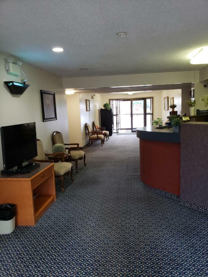 Tower Inn Estevan المظهر الخارجي الصورة